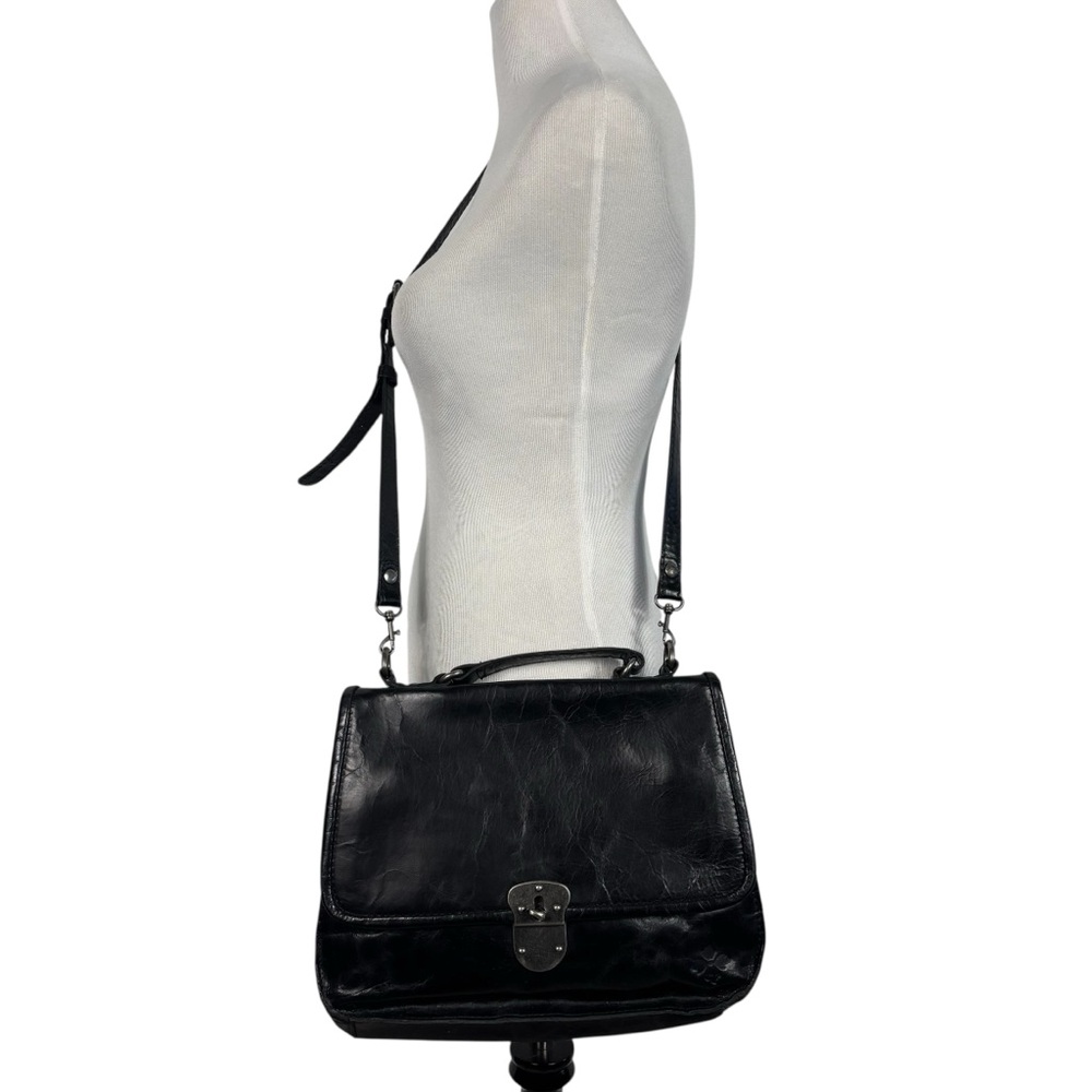 Patricia Nash VTG Black Distressed Leather Turnlock Grunge Crossbody Messenger
